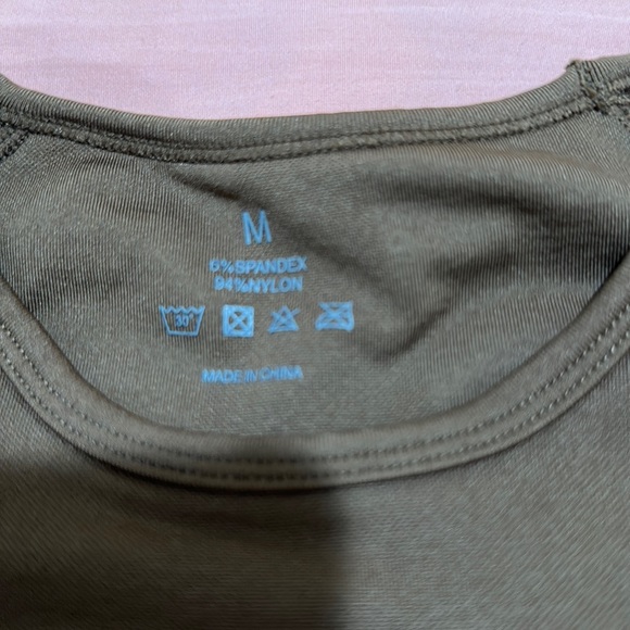 NVGTN Mocha Brown Vortex Seamless Open Back Tee/Bra size M - Picture 4 of 9